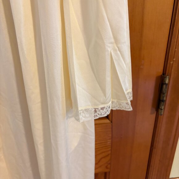 Vintage Shadow Line Nightgown & Robe Set Yellow Size Medium NWOT - Picture 13 of 15